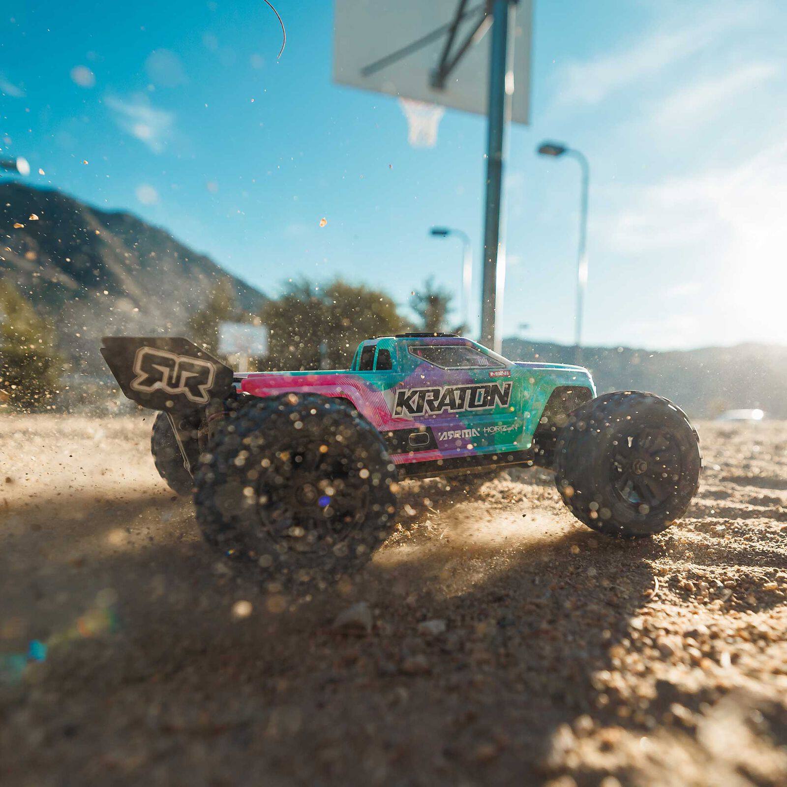 ARRMA 1/16 ミニ クレイトン 3S BLX 4WD - Rc Hobby Monster Truck のレビューと価格